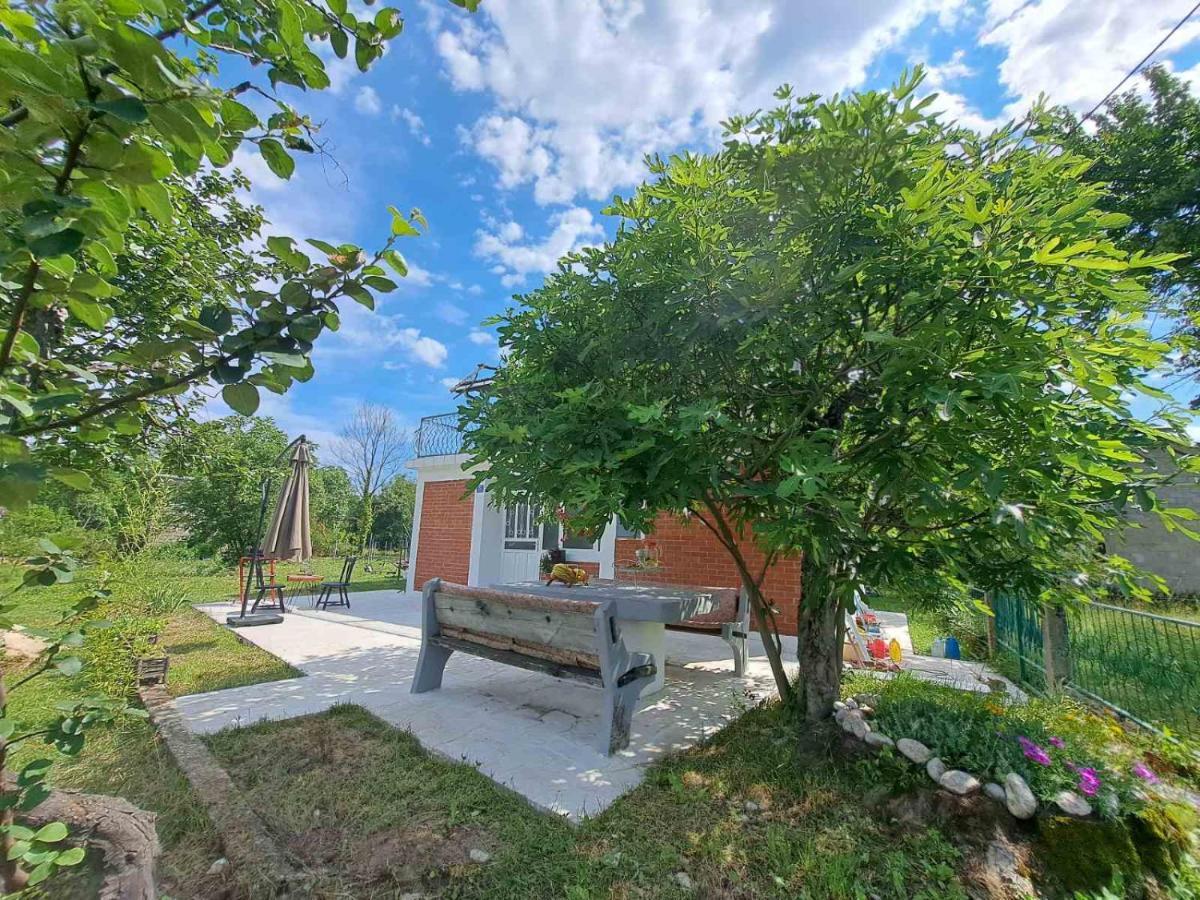Guest House Green River Ljubuški Exterior foto